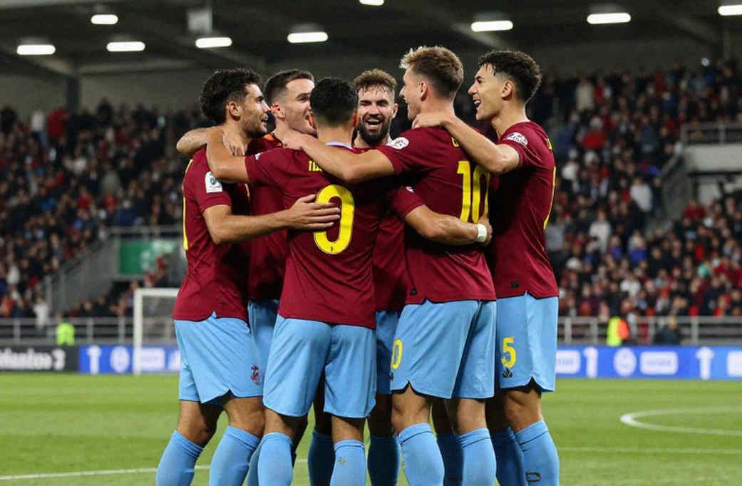 The Silence of Verification: Football's Information Market, the Chain of Rumour, and the Lesson of a Blank Page The Silence of Verification: Football's Information Market, the Chain of Rumour, and the Lesson of a Blank Page