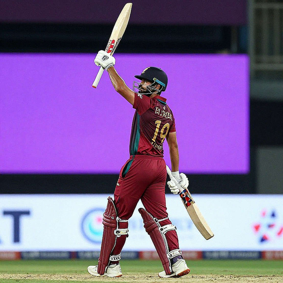 Dhananjaya de Silva Steps Down as Sri Lanka Test Captain: Reading the Succession Math Before the Pakistan Tour Dhananjaya de Silva Steps Down as Sri Lanka Test Captain: Reading the Succession Math Before the Pakistan Tour
