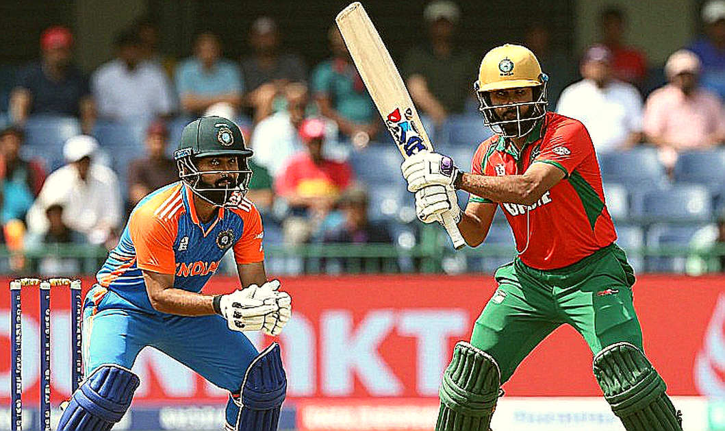 টাইমস্ট্যাম্পের সাক্ষ্য: সহিবজাদা ফারহানের ২৩৮ রান, সংকীর্ণ রেকর্ডের ক্যাটাগরি আর পাকিস্তানের মধ্যাংশের নীরব ফাঁক