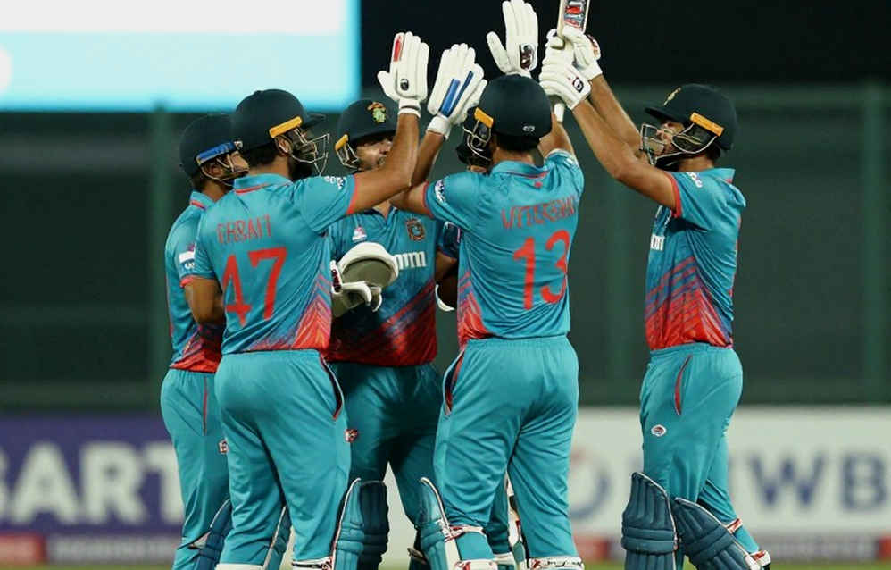 ক্রিকেট বিশ্লেষণের অদৃশ্য সংকট: খালি ডেটা, ভাঙা সত্য আর ব্লকচেইনের প্রতিশ্রুতি ক্রিকেট বিশ্লেষণের অদৃশ্য সংকট: খালি ডেটা, ভাঙা সত্য আর ব্লকচেইনের প্রতিশ্রুতি