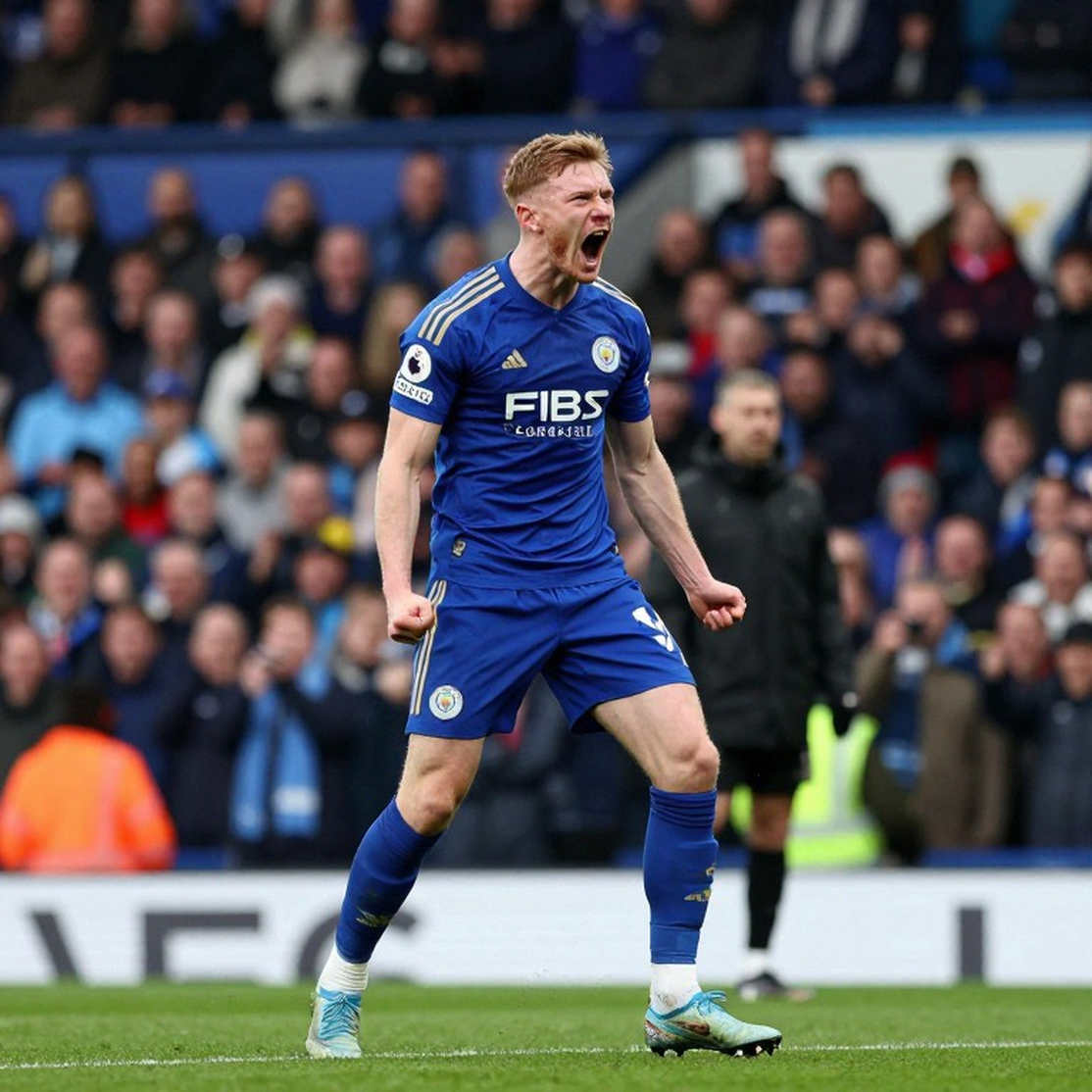 The Empty File Is the Most Honest Data: A Source Filter for the Transfer Window The Empty File Is the Most Honest Data: A Source Filter for the Transfer Window